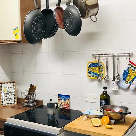 Sea View 2 Bedroom Vacation Daire