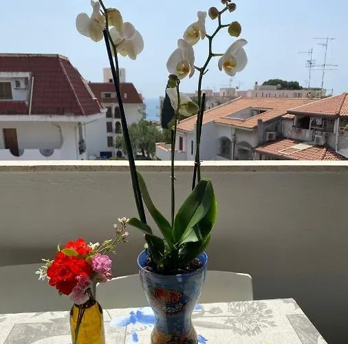 Sea View 2 Bedroom Vacation Giardini Naxos