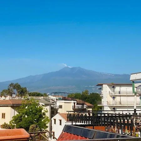 Sea View 2 Bedroom Vacation Apartman Giardini Naxos
