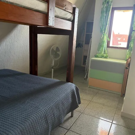 Sea View 2 Bedroom Vacation Appartement Giardini-Naxos