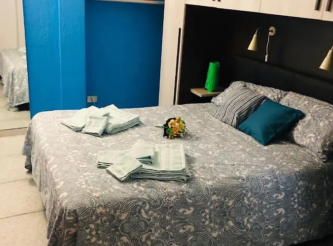 Sea View 2 Bedroom Vacation Appartamento